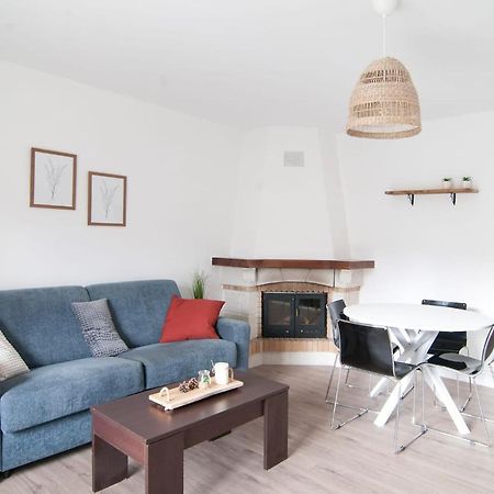 Arroyo Bates Jaca Apartment Exterior photo